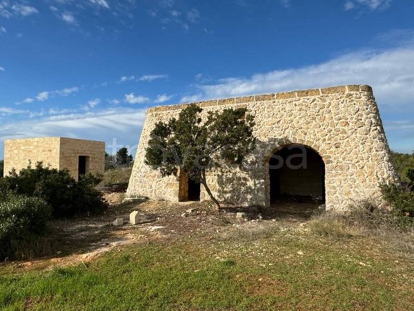 baita in vendita a Salve in zona Torre Pali