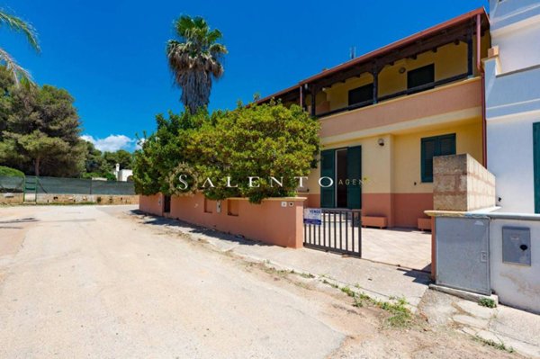 casa indipendente in vendita a Salve in zona Marina di Pescoluse