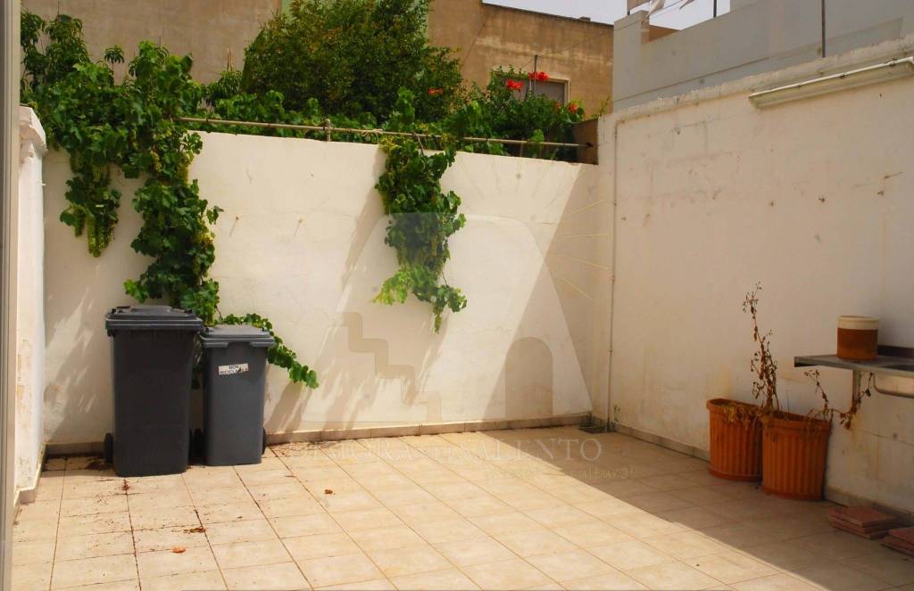 appartamento in vendita a Salve in zona Torre Pali
