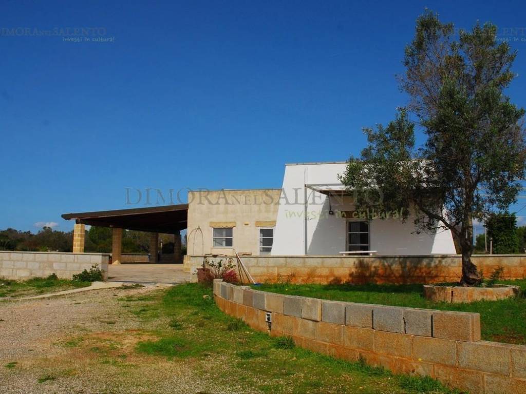 casa indipendente in vendita a Salve