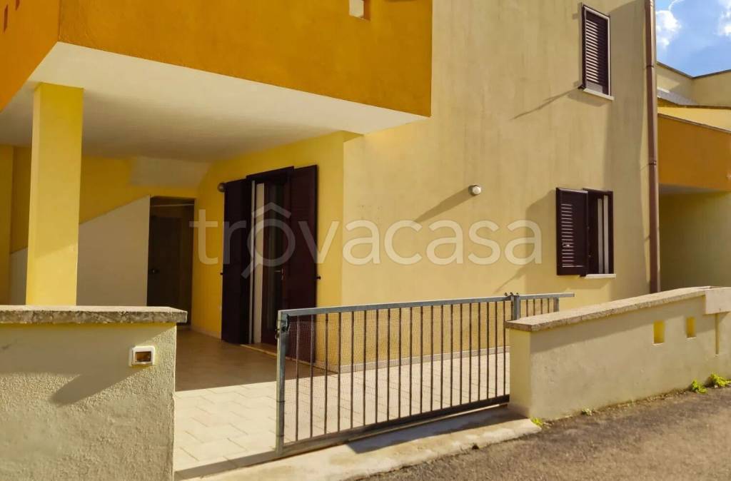 appartamento in vendita a Salve in zona Torre Pali