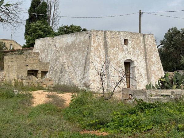 casa indipendente in vendita a Salve