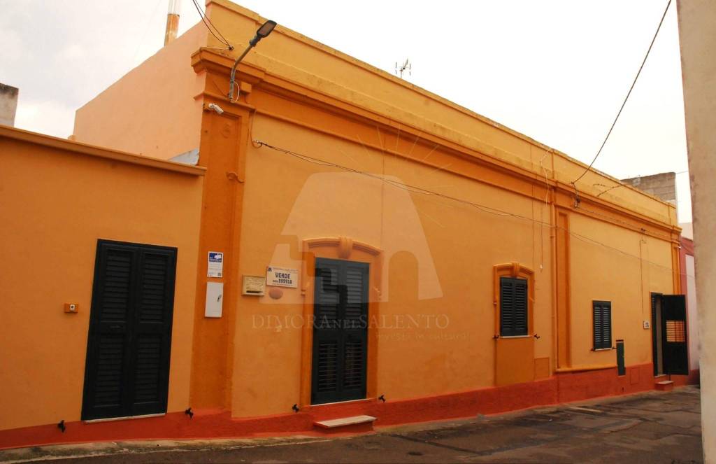 casa indipendente in vendita a Salve in zona Torre Pali