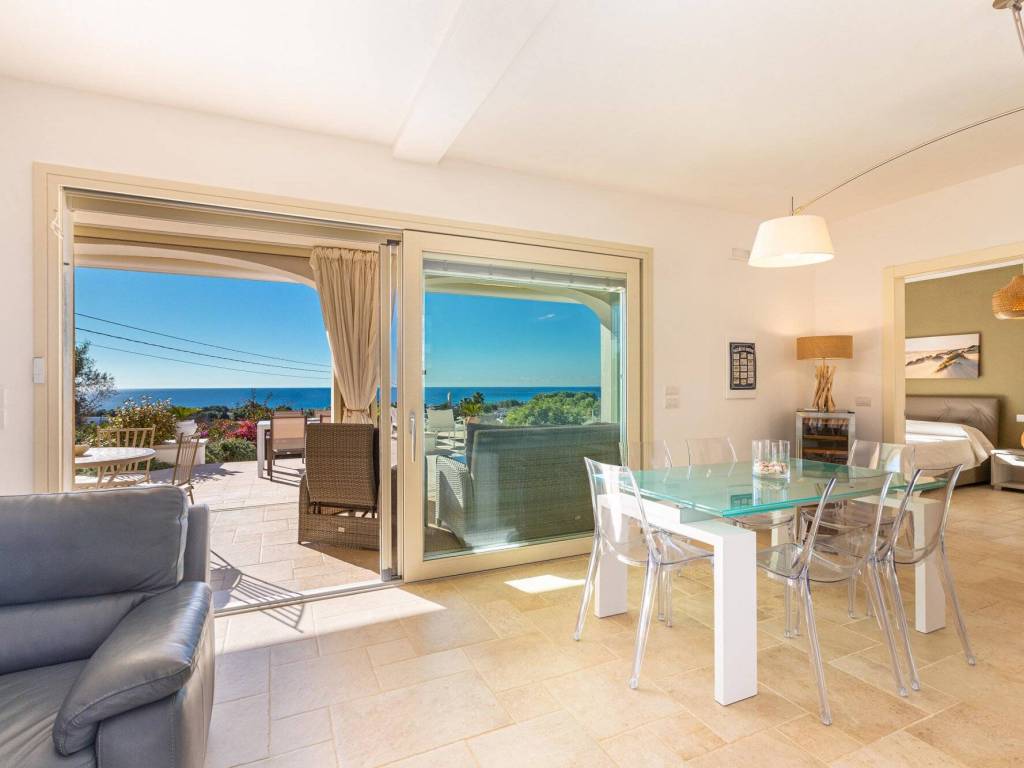 casa indipendente in vendita a Salve in zona Marina di Pescoluse