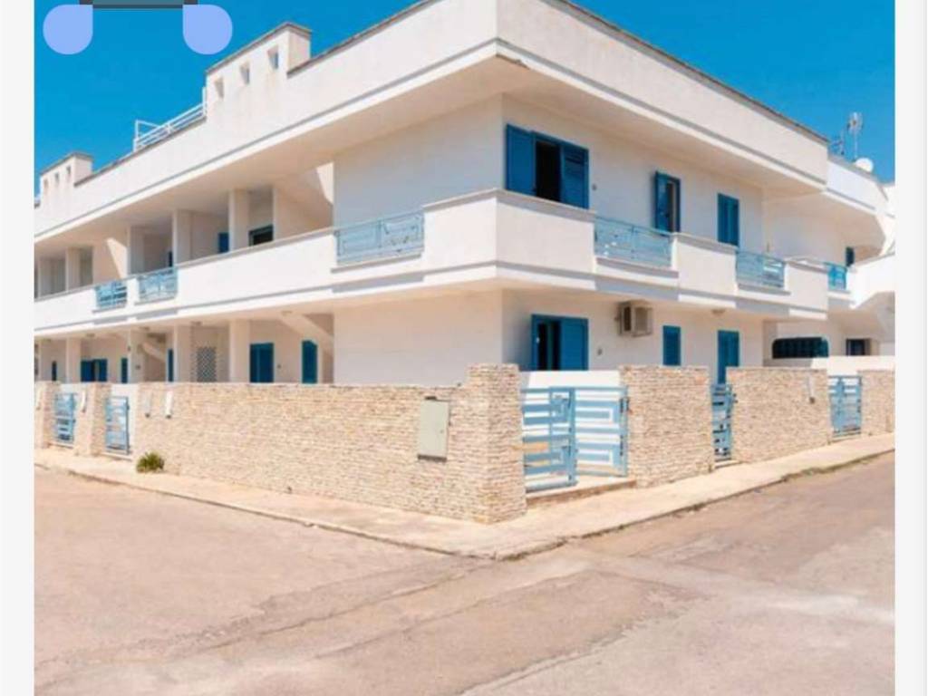appartamento in vendita a Salve in zona Lido Marini