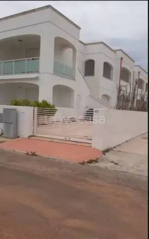 appartamento in vendita a Salve in zona Lido Marini