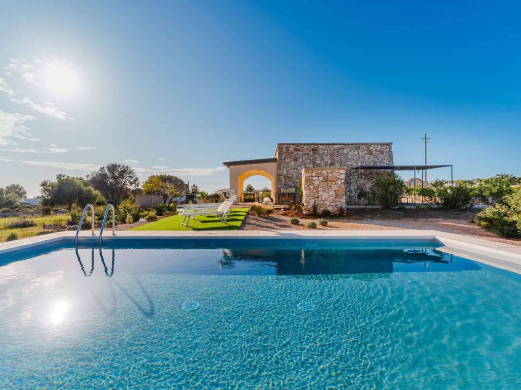 casa indipendente in vendita a Salve in zona Lido Marini