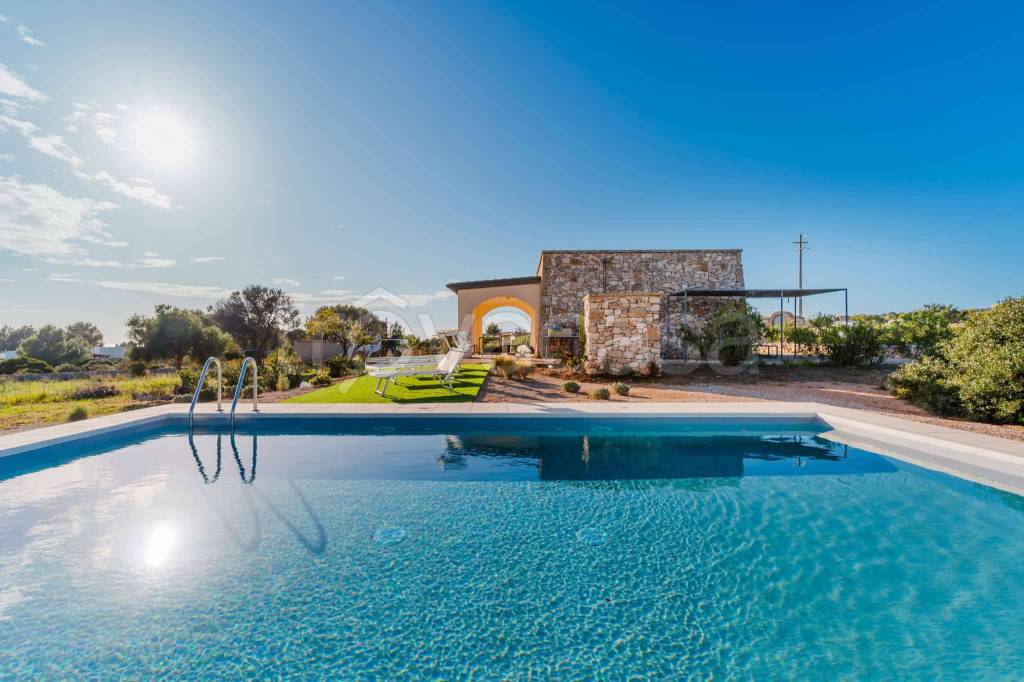 casa indipendente in vendita a Salve in zona Lido Marini