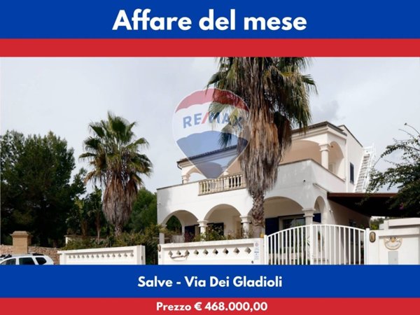 casa indipendente in vendita a Salve in zona Lido Marini