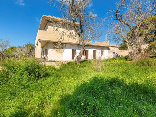 casa indipendente in vendita a Salve