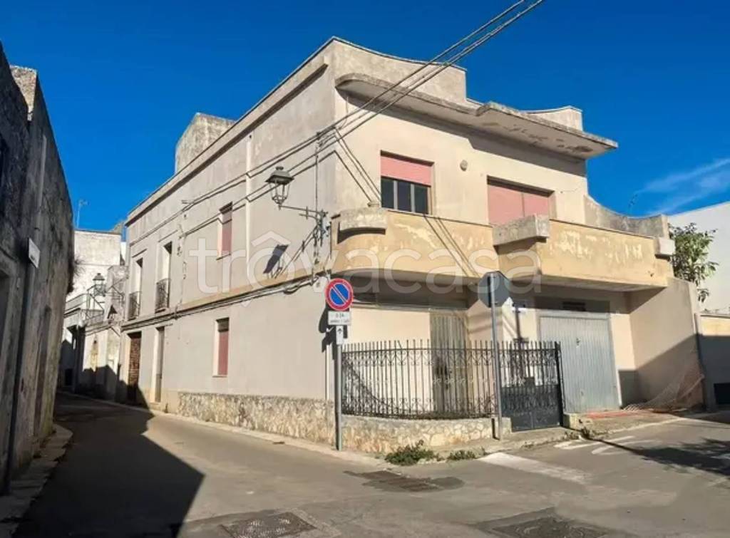 casa indipendente in vendita a Salve
