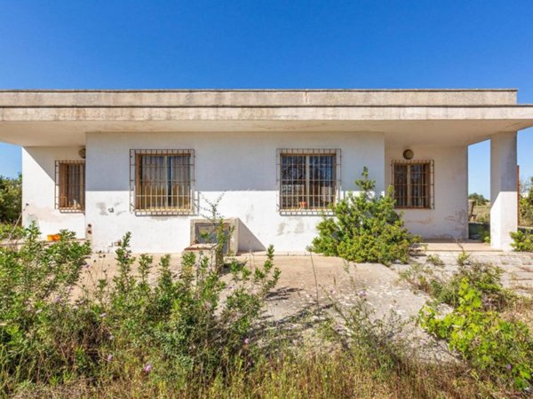 casa indipendente in vendita a Salve