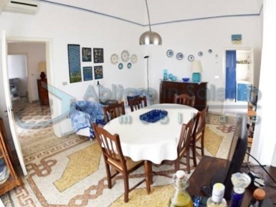 casa semindipendente in vendita a Salve