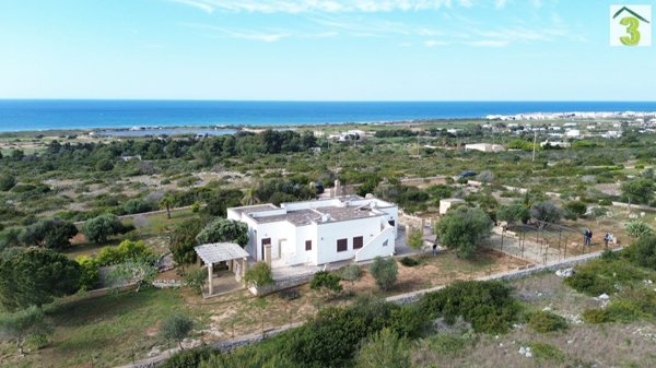 casa indipendente in vendita a Salve