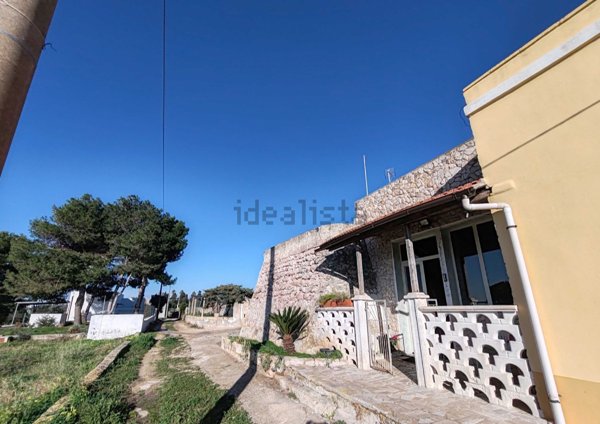 casa indipendente in vendita a Salve in zona Marina di Pescoluse