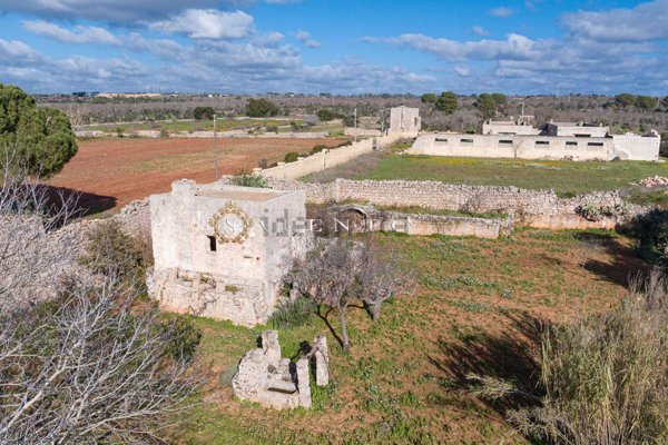 quadrivano in vendita a Salve in zona Ruggiano