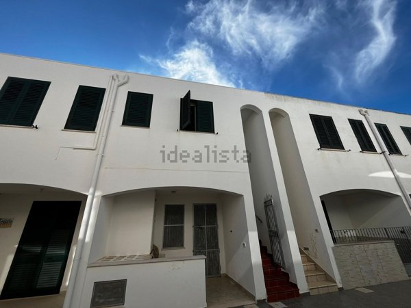 appartamento in vendita a Salve in zona Torre Pali