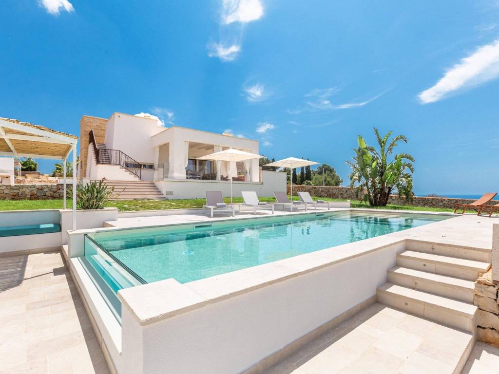 casa indipendente in vendita a Salve