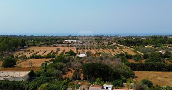 quadrivano in vendita a Salve
