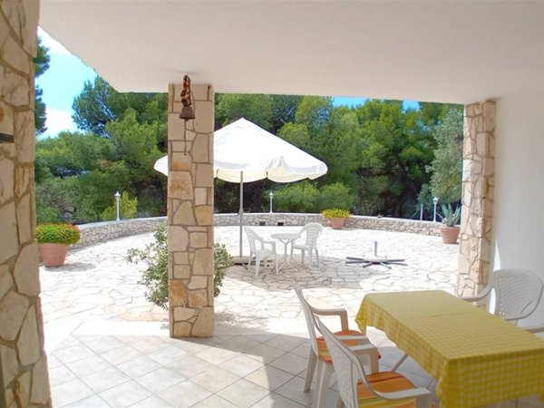 casa indipendente in vendita a Salve in zona Lido Marini