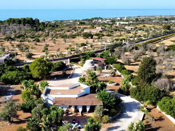 casa indipendente in vendita a Salve