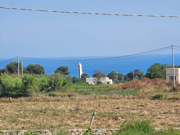 casa indipendente in vendita a Salve in zona Marina di Pescoluse