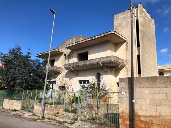 casa indipendente in vendita a Salve