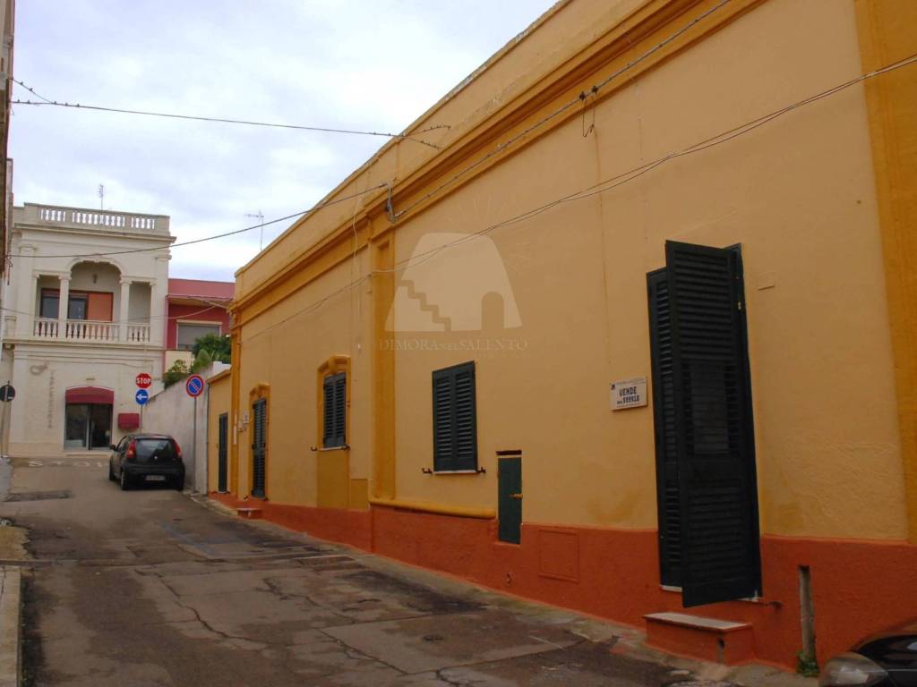 casa indipendente in vendita a Salve in zona Torre Pali