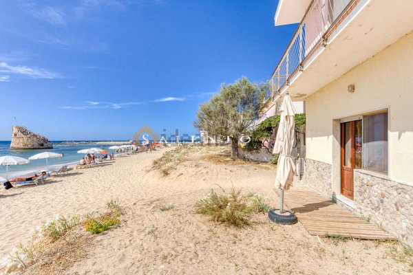 appartamento in vendita a Salve in zona Torre Pali