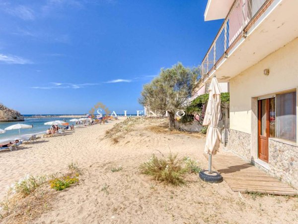 appartamento in vendita a Salve in zona Torre Pali