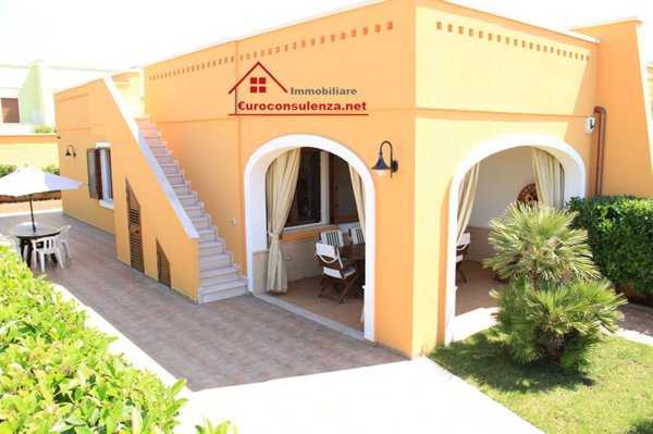 casa indipendente in vendita a Salve in zona Torre Pali