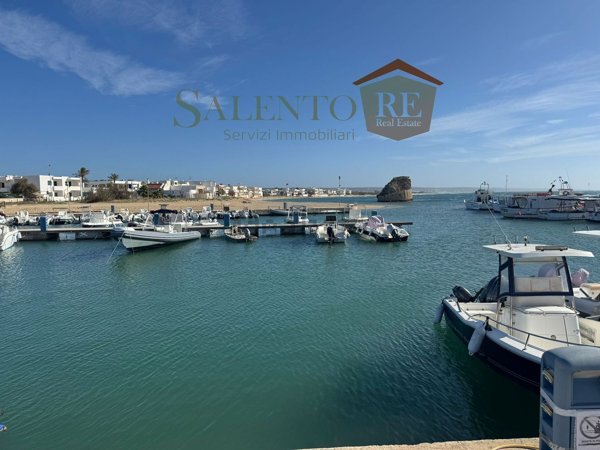 casa indipendente in vendita a Salve in zona Torre Pali