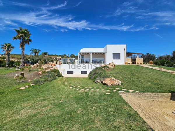 casa indipendente in vendita a Salve