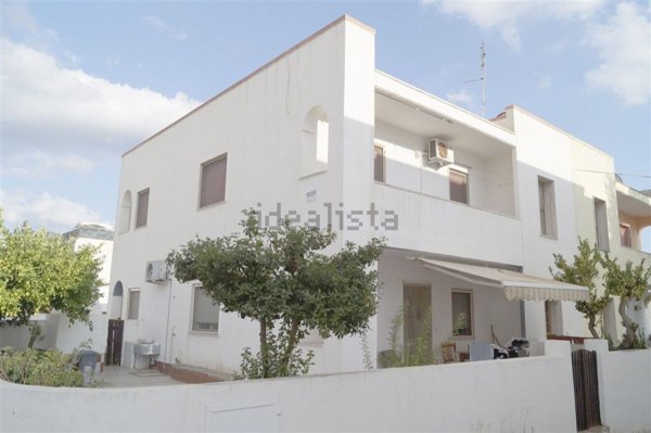 appartamento in vendita a Salve in zona Torre Pali