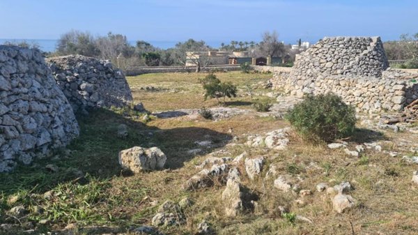 casa indipendente in vendita a Salve in zona Marina di Pescoluse
