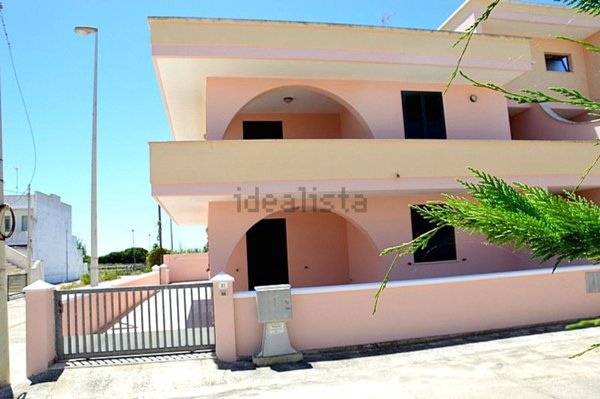 appartamento in vendita a Salve in zona Torre Pali