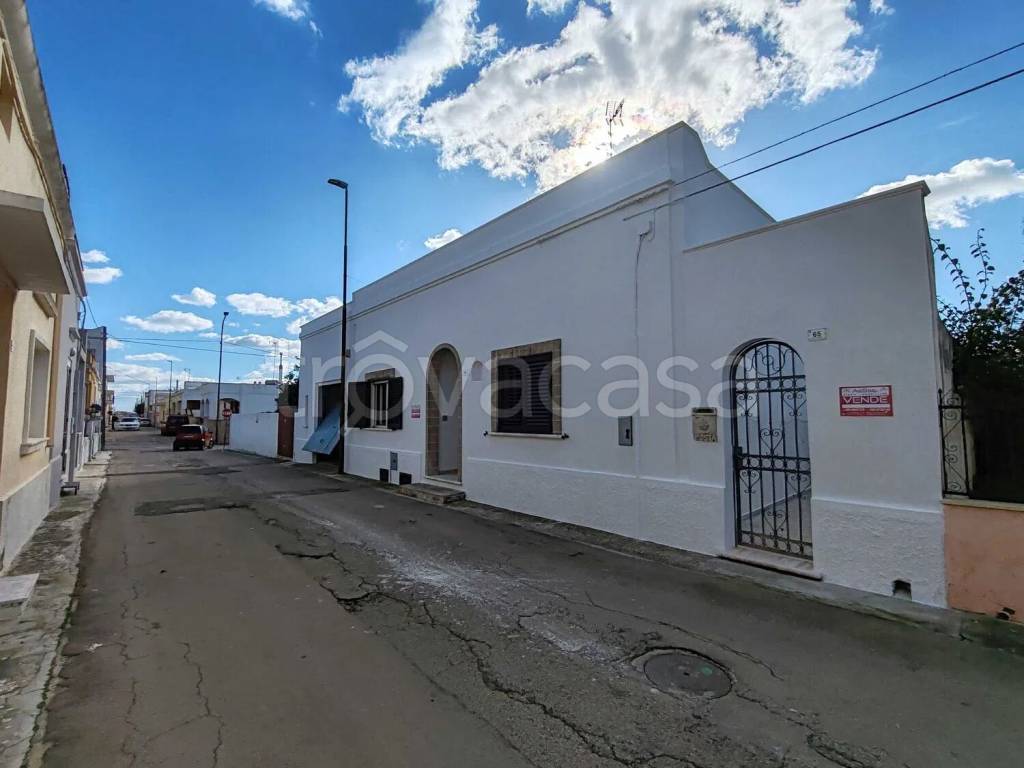 casa indipendente in vendita a Salve