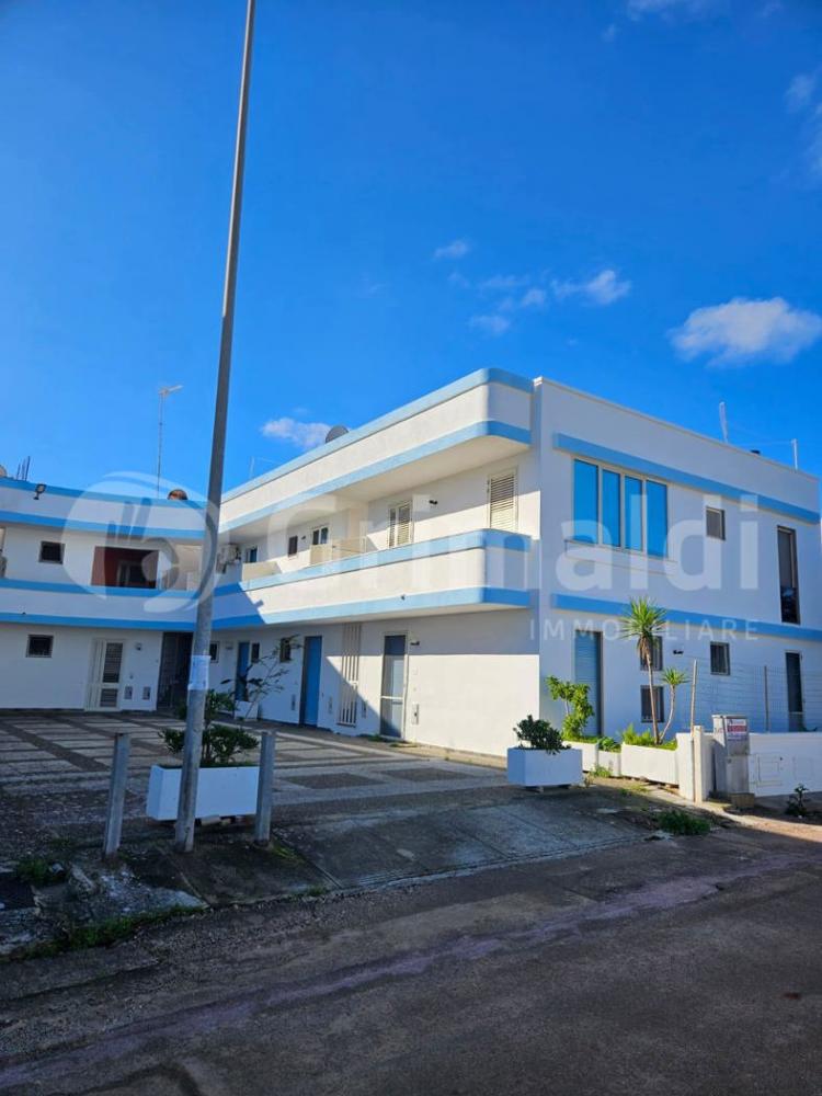 appartamento in vendita a Salve in zona Torre Pali