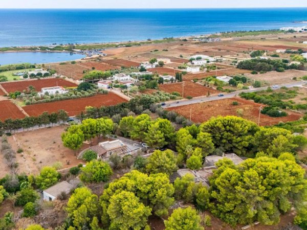 casa indipendente in vendita a Salve