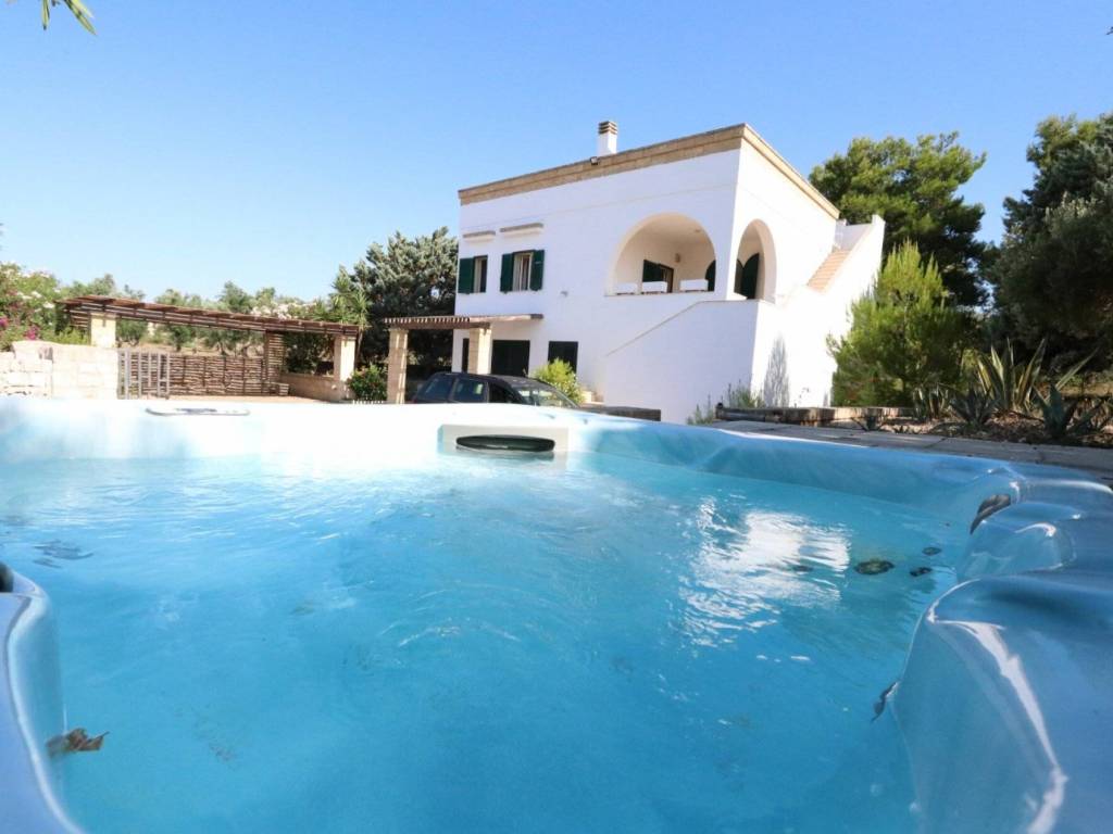 casa indipendente in vendita a Salve