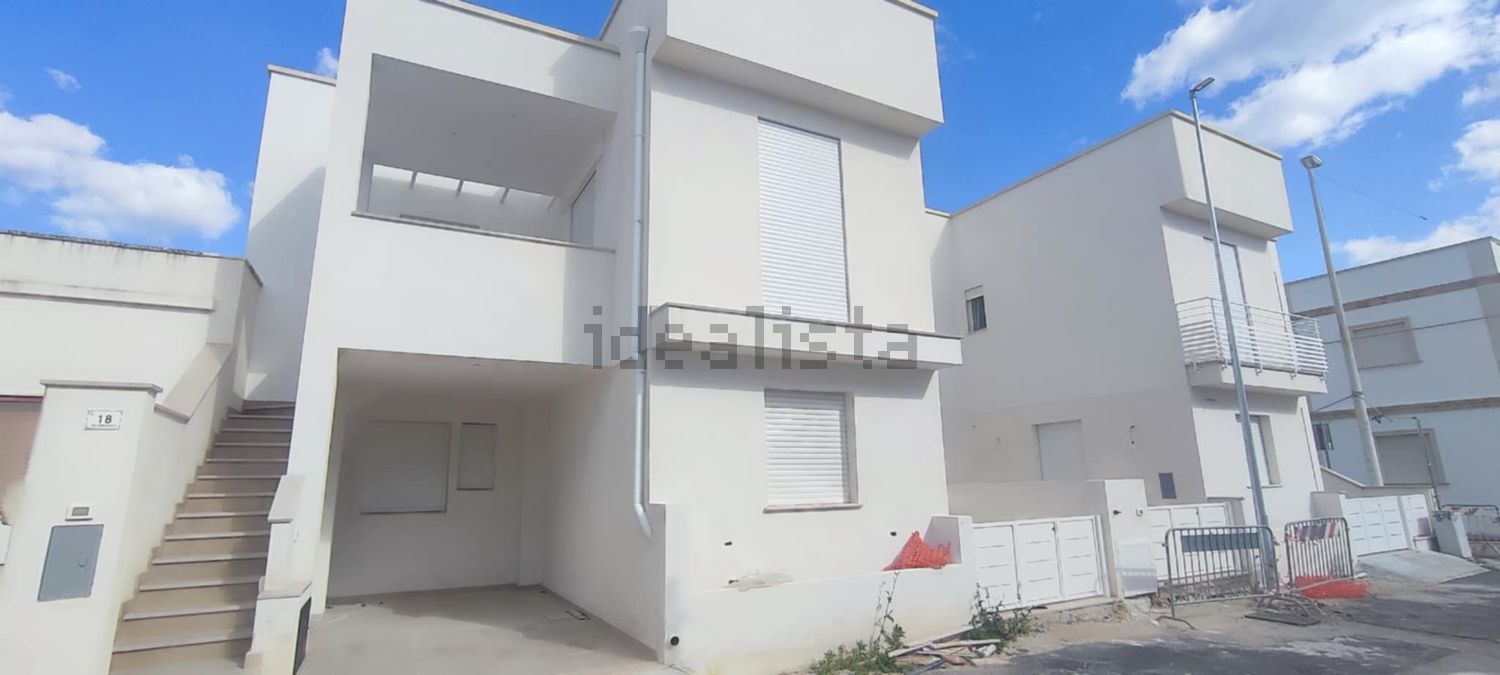 appartamento in vendita a Salve in zona Torre Pali