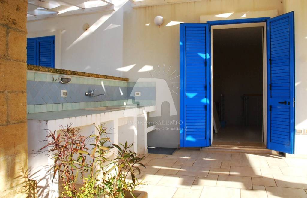 appartamento in vendita a Salve in zona Lido Marini