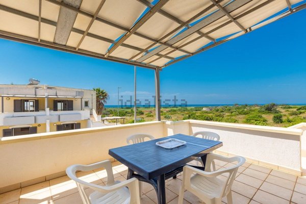 appartamento in vendita a Salve in zona Torre Pali