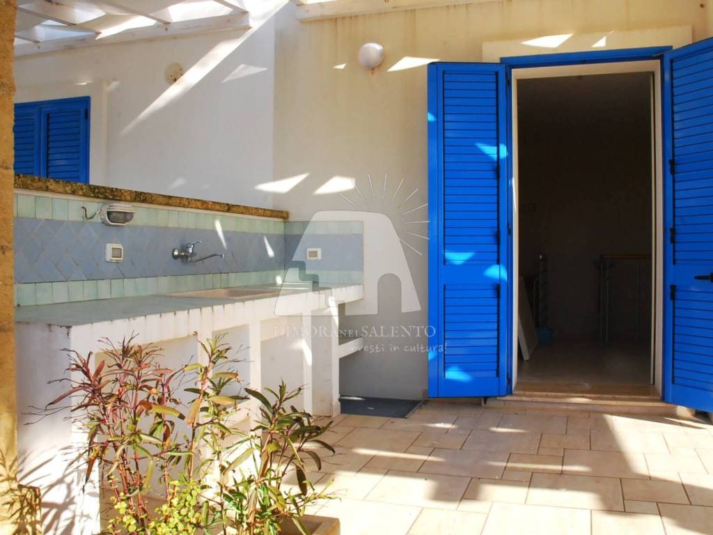 casa indipendente in vendita a Salve in zona Lido Marini