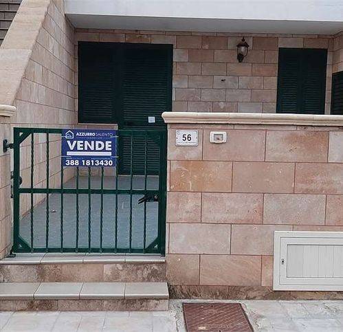 casa indipendente in vendita a Salve in zona Torre Pali