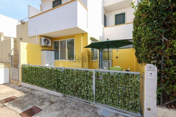 appartamento in vendita a Salve in zona Torre Pali