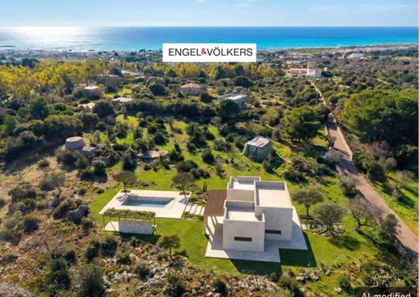 casa indipendente in vendita a Salve in zona Marina di Pescoluse