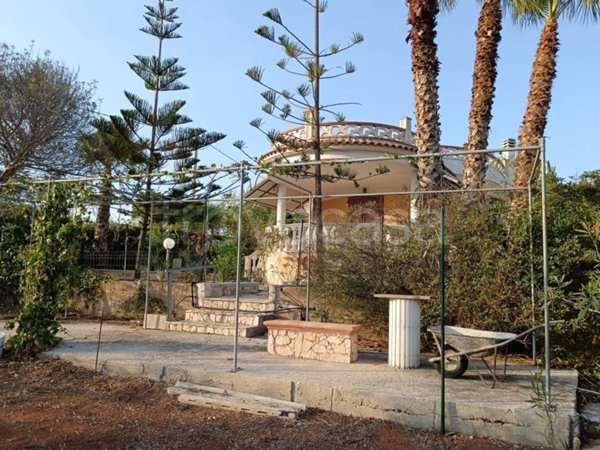 casa indipendente in vendita a Salve