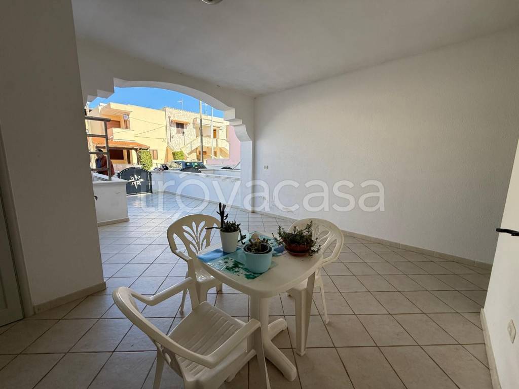 appartamento in vendita a Salve in zona Torre Pali