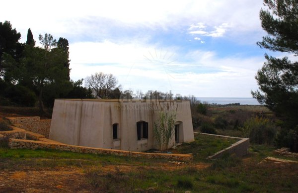 casa indipendente in vendita a Salve